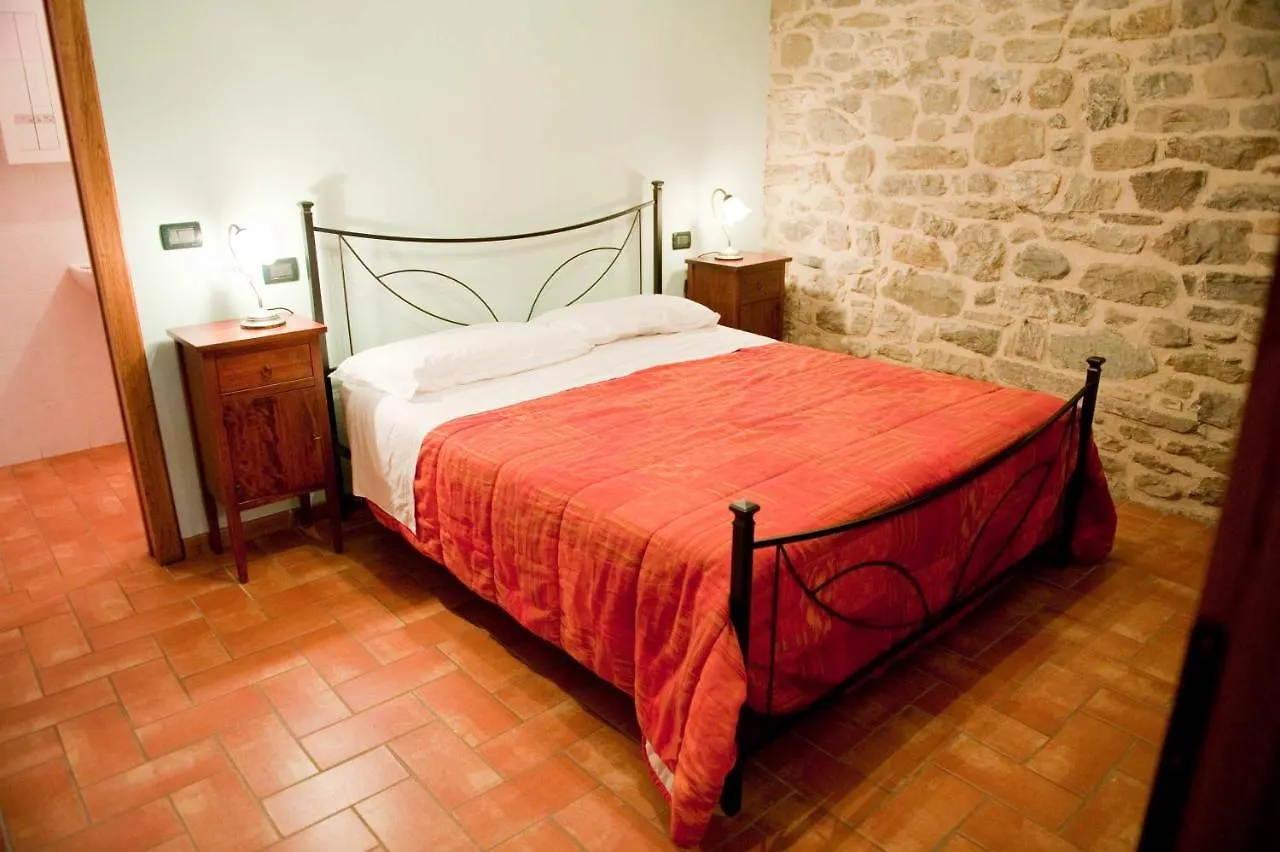 Holiday home Cozy House In Caprese Michelangelo With Private Pool Villa
